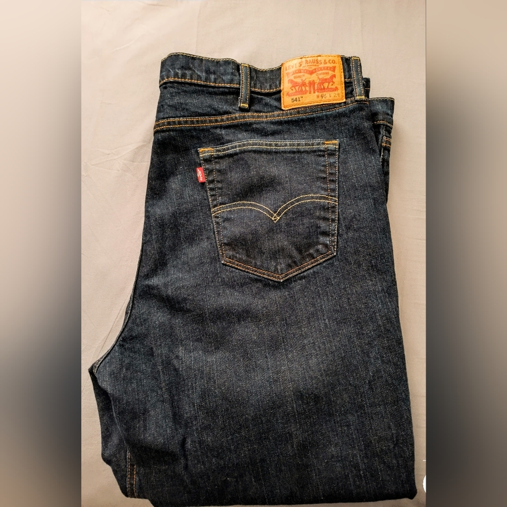 On Sale!! Levi's 541 Blue Jeans 👖 46x29